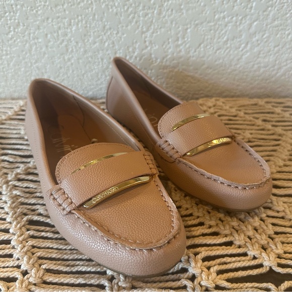 Calvin Klein Sand Leonie Slip On Driver Moc Loafers - Picture 5 of 14